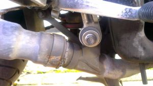 Exhaust clamp and rear downpipes bolt