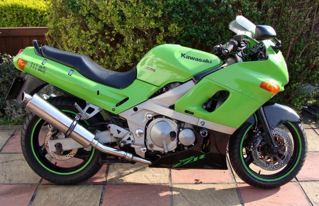 KwakZZR400