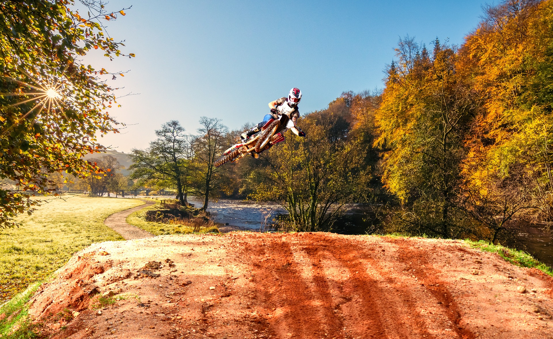 The Best Off-Road Tracks and Courses in the UK - Beginner Biker