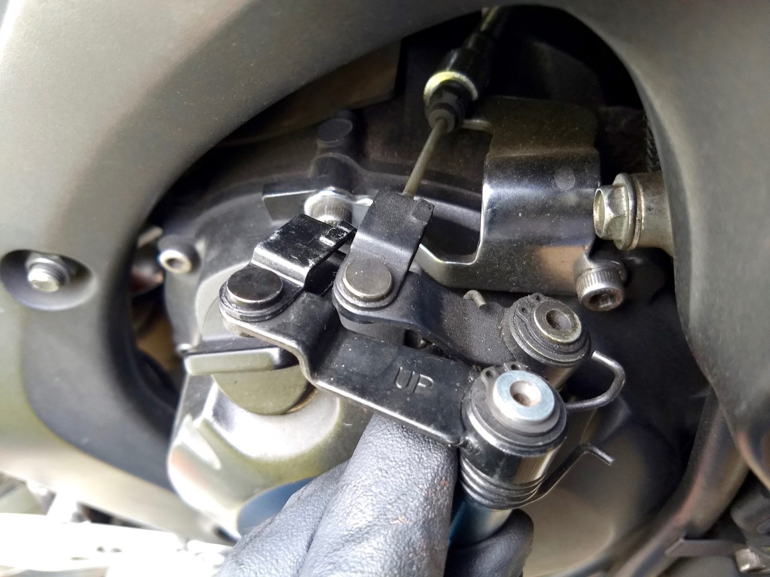 FZ6 Mini Mod Fixing The Heavy Clutch Beginner Biker Adventures