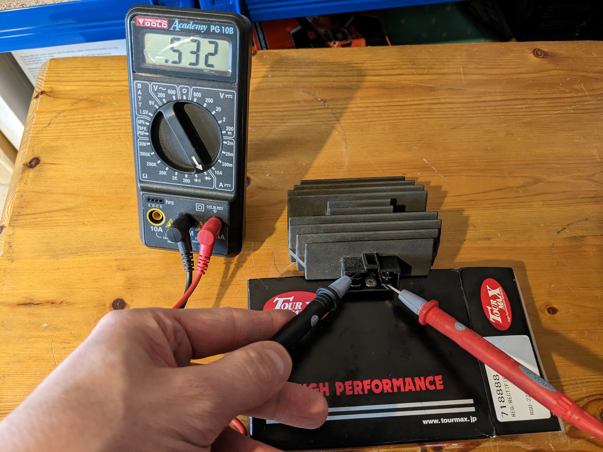 Checking the FZ6 rectifier for diode continuity