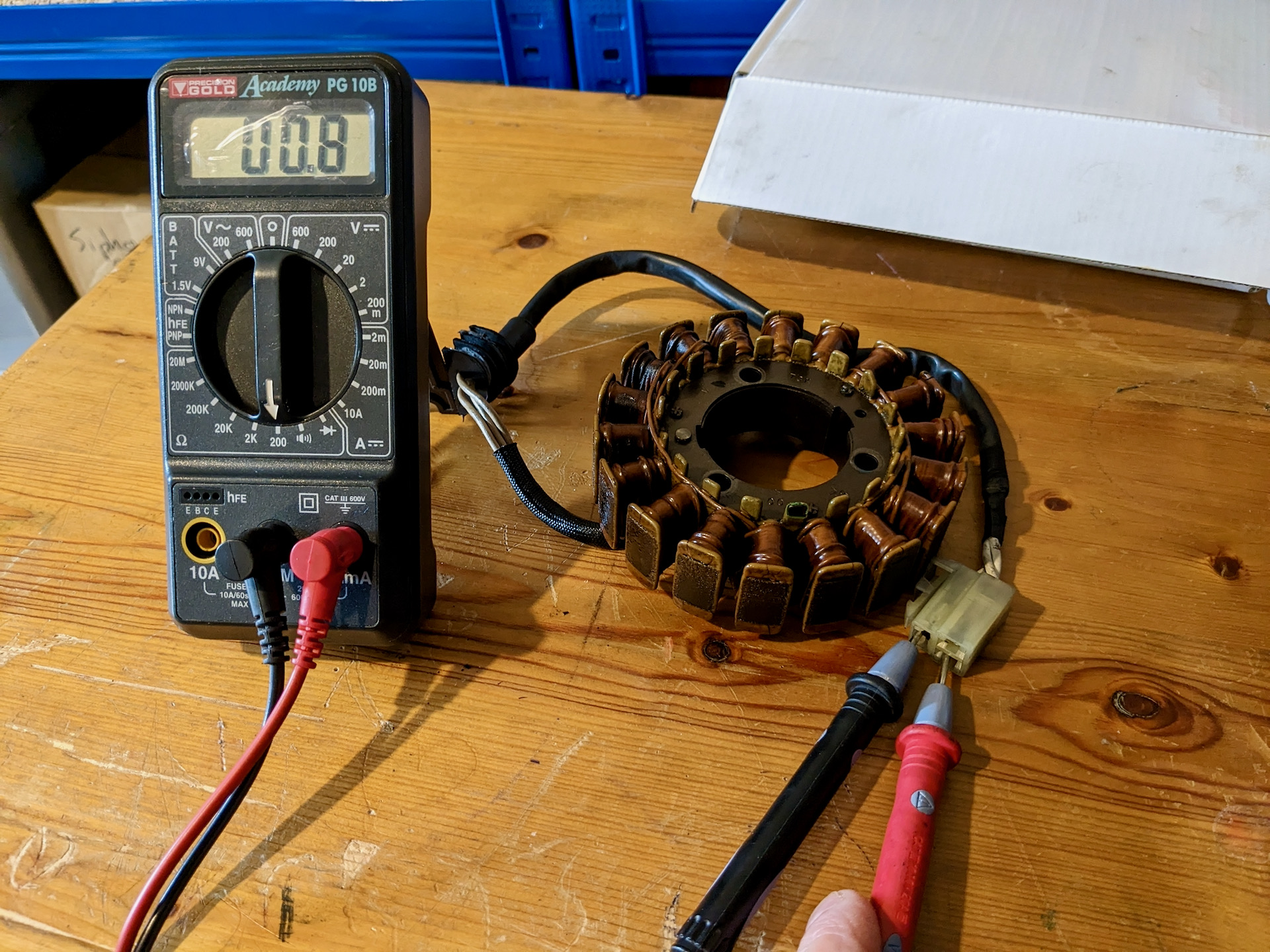 Measuring resistance across the FZ6 stator coils 